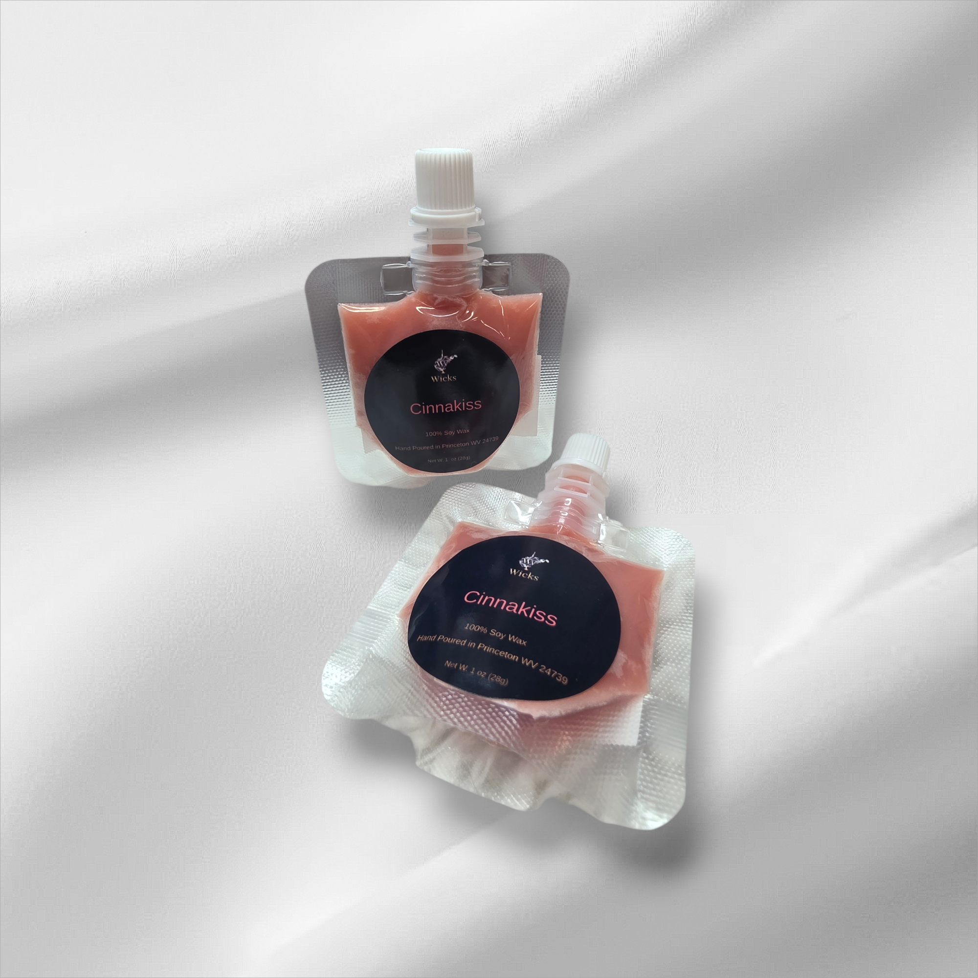 Cinnakiss 1oz Squeezable Wax Melt A